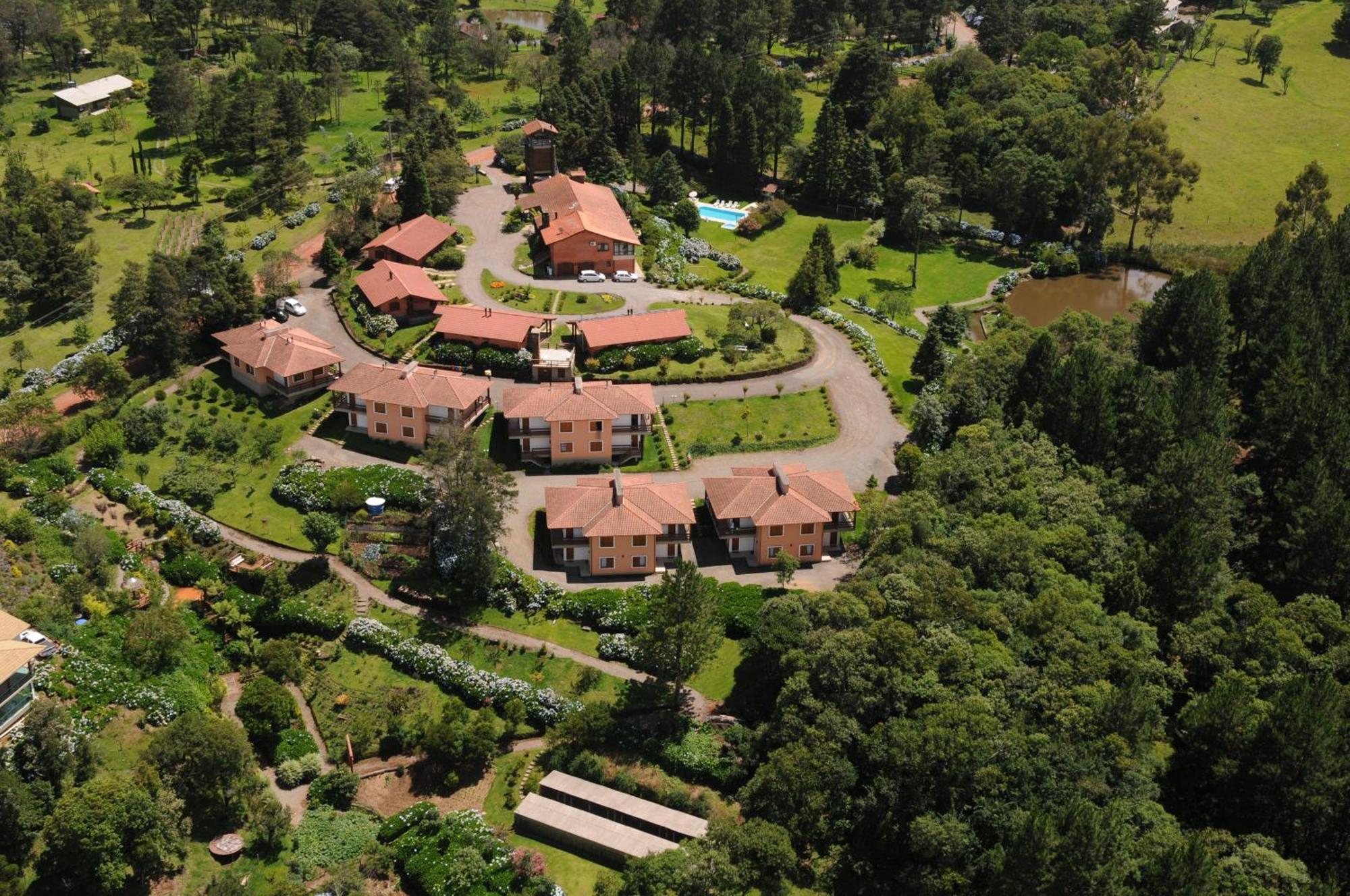 Hotel Bangalos Da Serra Gramado Exterior photo